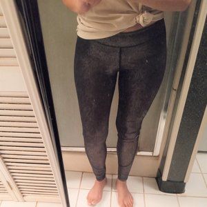 Women's gold shimmer leggings Size M